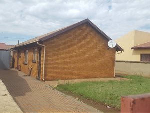 3 Bed House in Katlehong