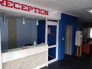 750 m² Commercial space in Kempton Park Central