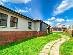 3 Bed House in Kya Sands