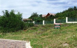 829 m² Land available in Kanonkop