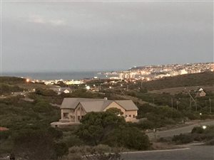 2067 m² Land available in Hartenbos