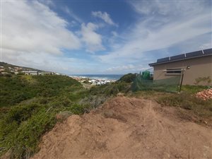 812 m² Land available in Outeniqua Strand
