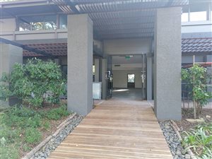 142 m² Commercial space in Hilltop Estate
