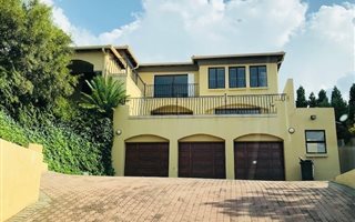4 Bedroom House in Waterkloof Ridge