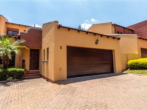 3 Bed Townhouse in Boardwalk Meander