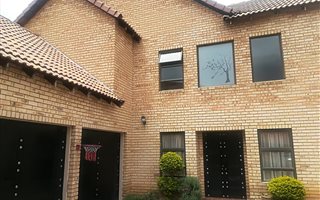 3 Bedroom House in Brooklands