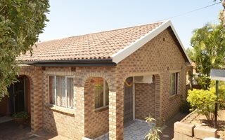 3 Bedroom House in Woodview
