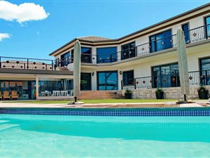 6 Bed House in Monte Christo