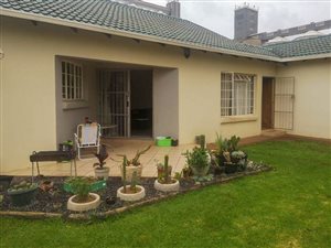2 Bed Townhouse in Middelburg South