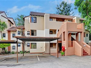 3 Bed Apartment in Bryanston West