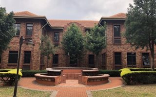 174 m² Commercial space in Lyttelton Manor