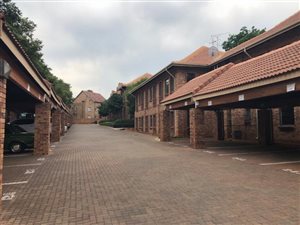 174 m² Commercial space in Lyttelton Manor