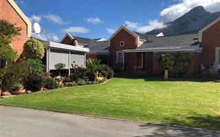 2 Bedroom House in Denneoord
