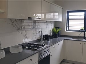 2 Bed Apartment in Waterfall Estate