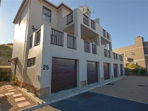 4 Bed Townhouse in Blouberg Sands