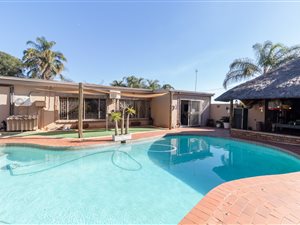 3 Bed House in Sinoville