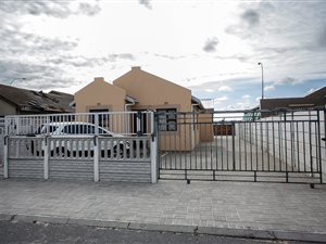 4 Bed House in Highbury