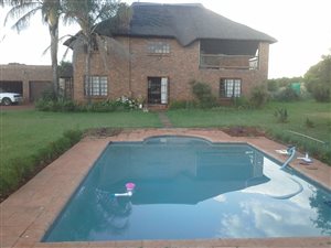 3 Bed House in Kameeldrift East