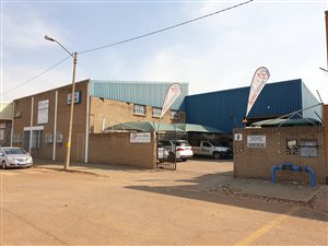 800 m² Industrial space in Isando