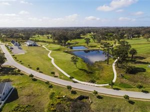 700 m² Land available in Wedgewood Golf Estate