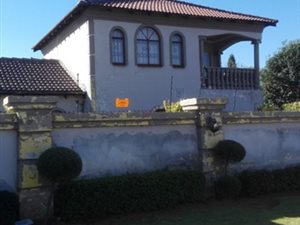 4 Bed House in Riamarpark