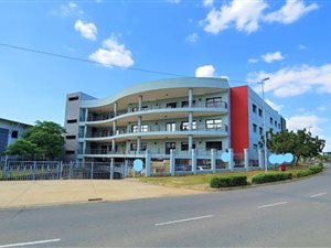 4365 m² Commercial space in Riverhorse Valley