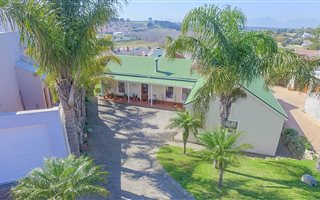 3 Bedroom House in Welgedacht