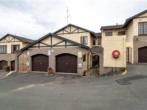 2 Bed Duplex in The Wolds