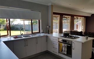 2 Bedroom House in Bonaero Park