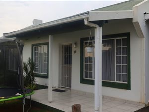 3 Bed Townhouse in Cleland