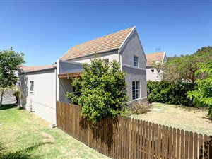 3 Bed Townhouse in Sonstraal Heights