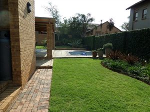 2 Bed House in Ruimsig