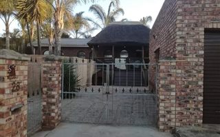 4 Bedroom House in Despatch