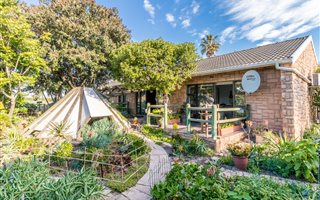 4 Bedroom House in Duynefontein