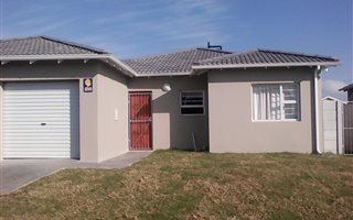 2 Bedroom House in Parsons Vlei