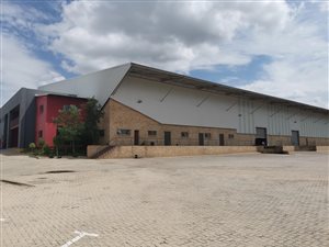 10241 m² Industrial space in Weltevreden Park