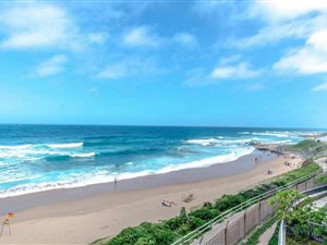 4 Bed Apartment in Compensation Beach