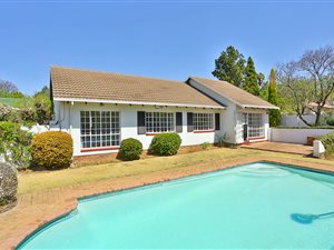 3 Bed House in Bromhof