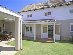 2 Bed Duplex in Keurboomstrand