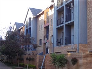 2 Bed Flat in Riviera