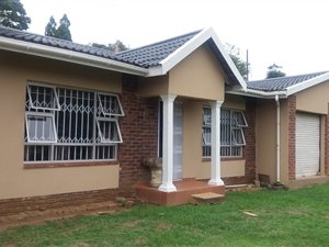 3 Bedroom House in Doon Heights