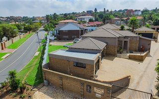 3 Bedroom Cluster in Oakdene