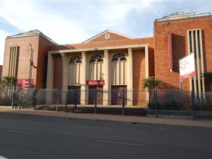 1427 m² Commercial space in Springs Central