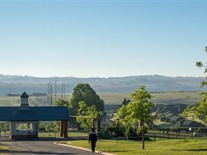 716 m² Land available in St Johns Village