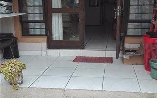 2 Bedroom Apartment in Uvongo