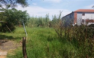 1276 m² Land available in Wolmer