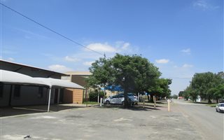 907 m² Industrial space in Powerville