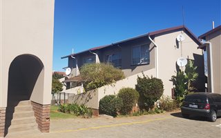 3 Bedroom Townhouse in Farrarmere