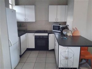 2 Bed Apartment in Weavind Park