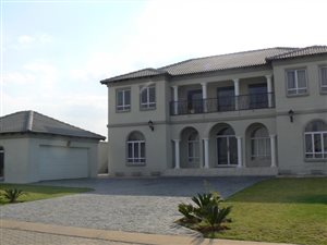 5 Bedroom House in Aqua Vista